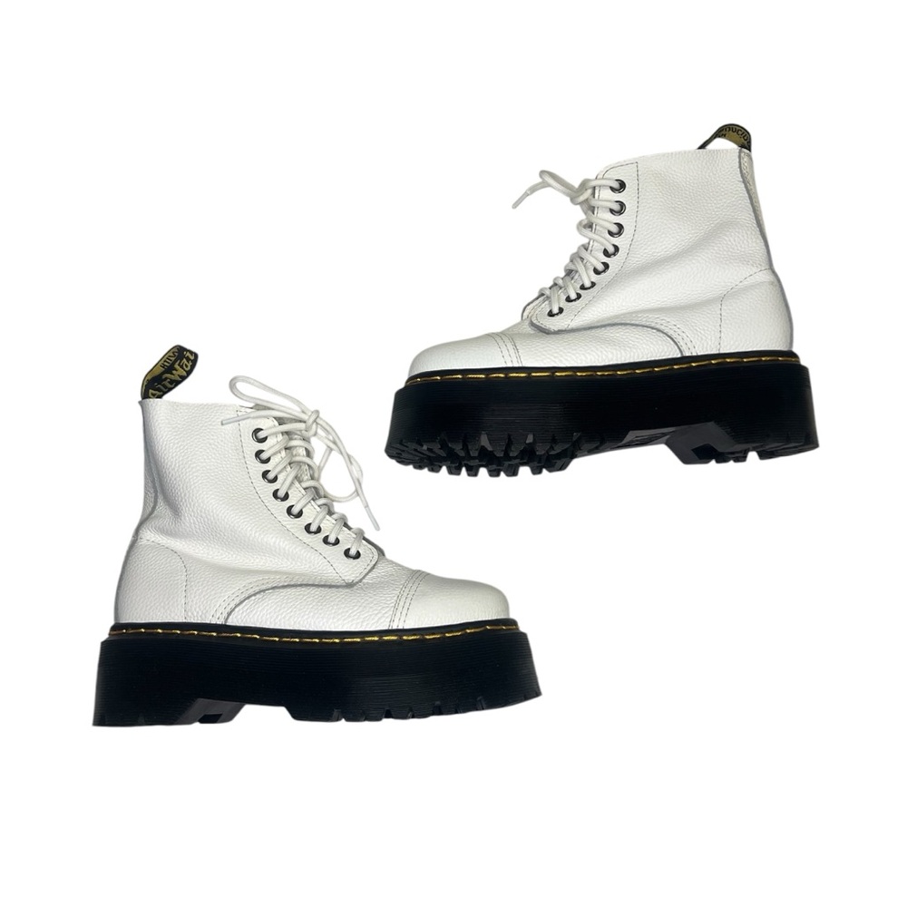 Doc Martens 1460 platform boots